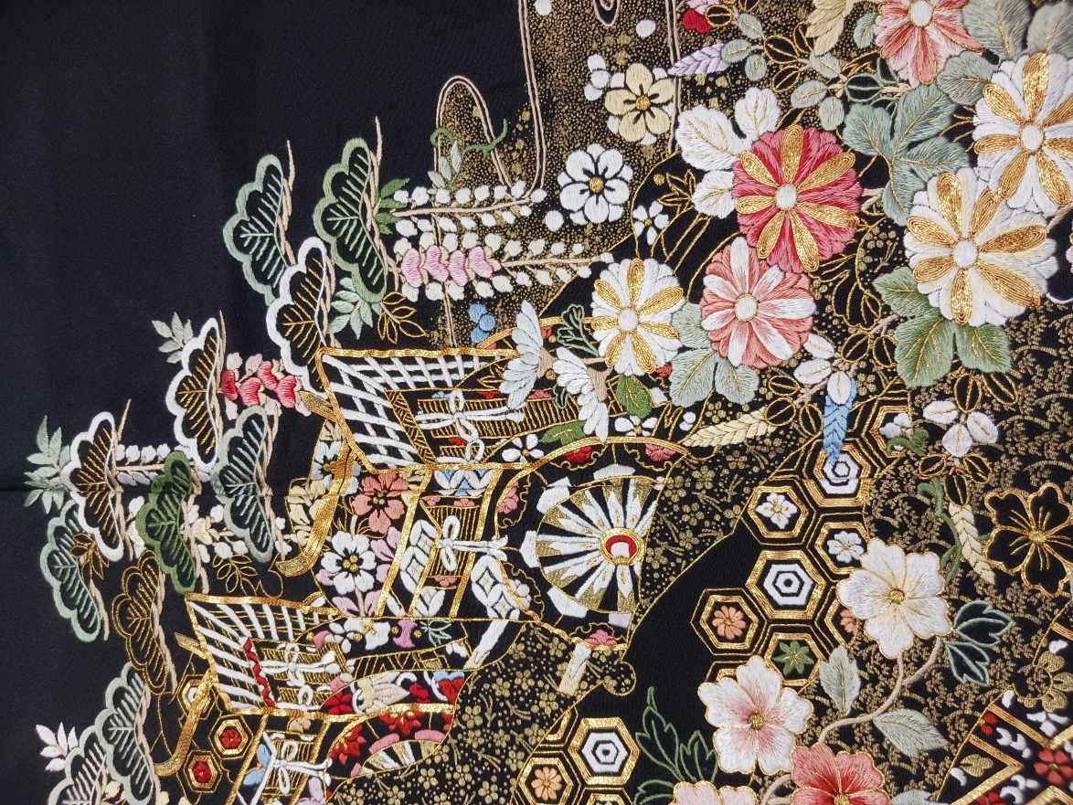 【全国往復送料無料】フルセットレンタル
留袖【6360 手刺繍 松と菊に御所車】
普通巾(146～163cm/～13号まで)