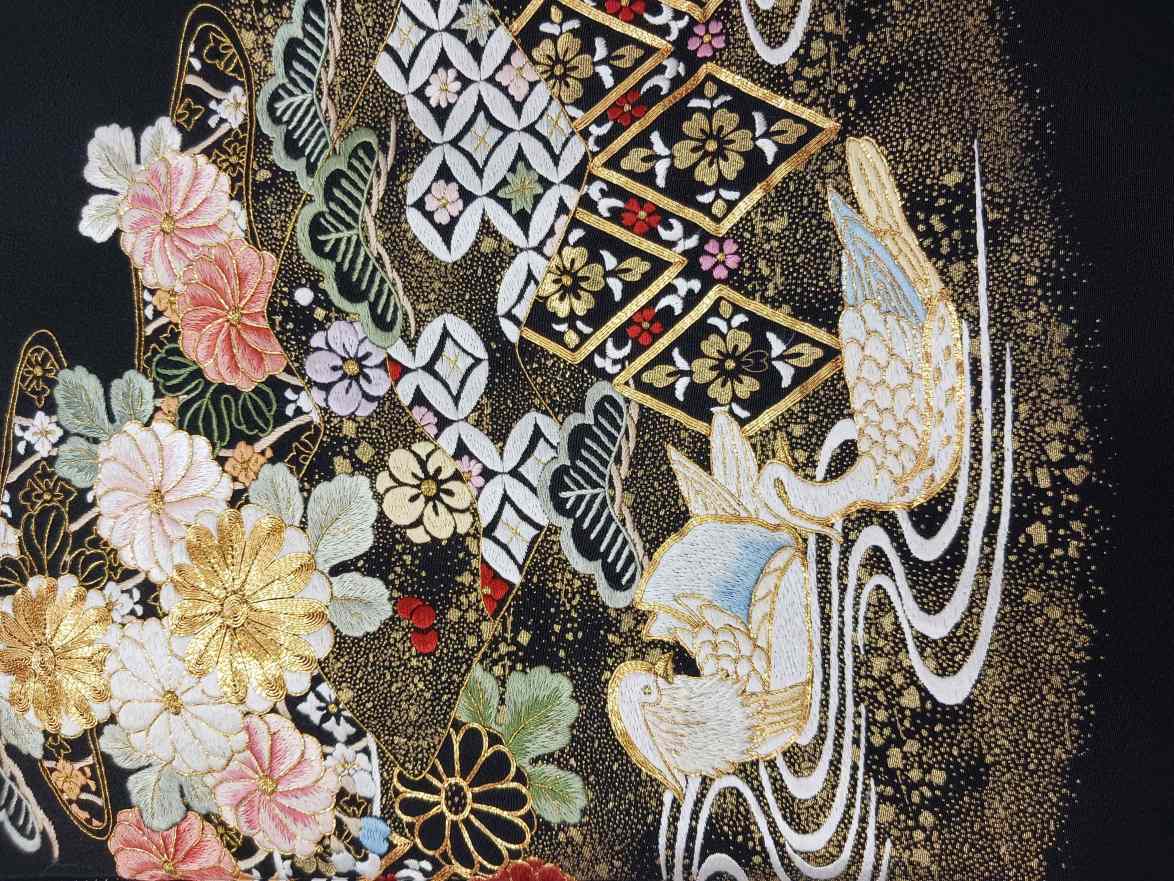 【全国往復送料無料】フルセットレンタル
留袖【6360 手刺繍 松と菊に御所車】
普通巾(146～163cm/～13号まで)