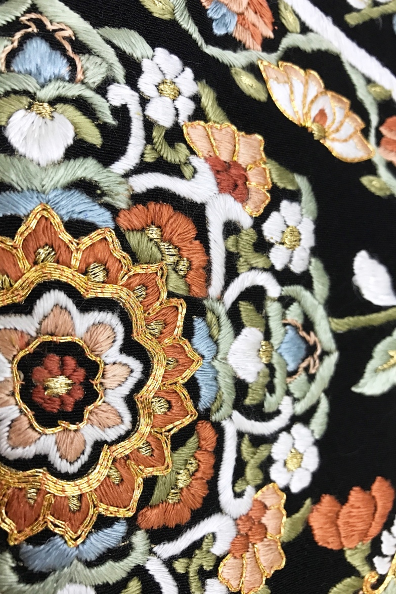 【全国往復送料無料】フルセットレンタル
留袖【6268 熨斗正倉院華紋(総刺繍)】
普通巾(146～163cm/～13号まで)